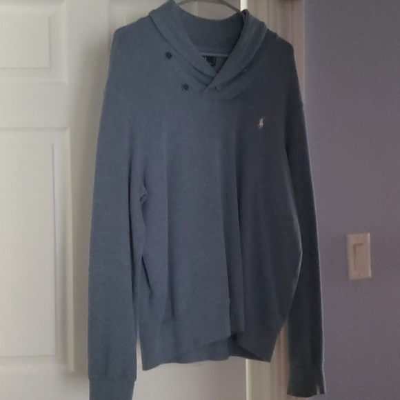 Sweater - Picture 1 of 3